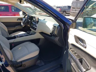2022 Nissan Pathfinder SV with VIN 5N1DR3BAXNC239233, listed as a IAAI auction lot 41858513 with 32,632 mi miles and . Bid and sale history available at DreamBid. Image 5.