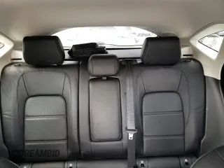 2019 Jaguar E-Pace S z VIN SADFJ2FX4K1Z36177, wystawiony jako Copart lot #48642583 z przebiegiem 27 420 mil mil oraz . Historia ofert i sprzedaży dostępna na DreamBid. Obrazek 10.