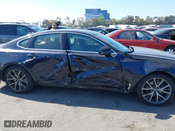 2017 Volvo S90 Momentum z VIN YV1102AK0H1012018, wystawiony jako IAAI lot #42014173 z przebiegiem 155 159 mil mil oraz . Historia ofert i sprzedaży dostępna na DreamBid. Obrazek 13.