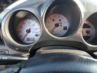 2004 Toyota MR2 z VIN JTDFR320940068690, wystawiony jako Copart lot #86252484 z przebiegiem 151 337 mil mil oraz Szkoda całkowita • Salvage title. Historia ofert i sprzedaży dostępna na DreamBid. Obrazek 9.