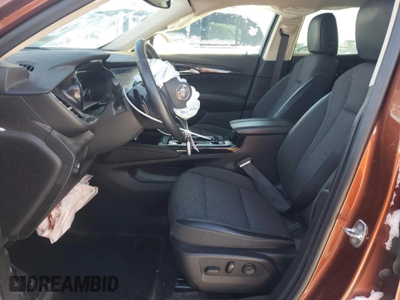 2021 Buick Envision Preferred with VIN LRBFZMR49MD166401, listed as a Copart auction lot 84503504 with 61,910 mi miles and Non Repairable. Bid and sale history available at carsss.com. Image 7.