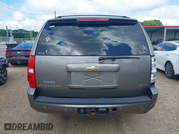 2011 Chevrolet Suburban LT with VIN 1GNSKJE37BR337895, listed as a IAAI auction lot 42171238 with 228,327 mi miles and . Bid and sale history available at DreamBid. Image 16.