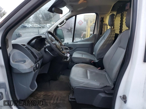 2017 Ford Transit z VIN 1FTYE9ZM0HKA97215, wystawiony jako Copart lot #88932795 z przebiegiem 152 047 mil mil oraz Szkoda całkowita • Salvage title. Historia ofert i sprzedaży dostępna na DreamBid. Obrazek 7.