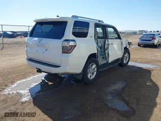 2017 Toyota 4Runner SR5 with VIN JTEZU5JR1H5158802, listed as a IAAI auction lot 41587948 with 114,804 mi miles. Bid and sale history available at carsss.com. Image 4.