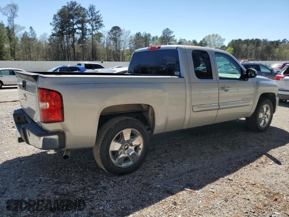 2010 Chevrolet Silverado 1500 LT with VIN 1GCSCSE03AZ298271, listed as a Copart auction lot 49427065 with 138,154 mi miles and Salvage Title. Bid and sale history available at DreamBid. Image 3.