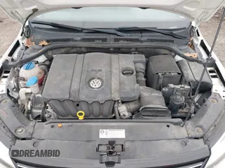 2013 Volkswagen Jetta Sedan SE w/Convenience/Sunroof with VIN 3VWDX7AJ4DM295360, listed as a IAAI auction lot 41945387 with 93,465 mi miles. Bid and sale history available at carsss.com. Image 10.