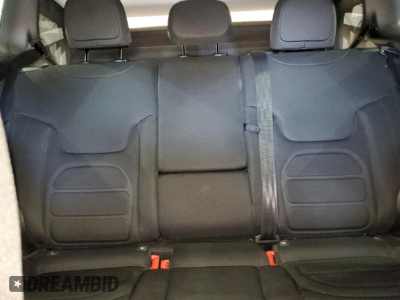 2021 Jeep Renegade Latitude with VIN ZACNJDBB5MPM20018, listed as a Copart auction lot 55626465 with 80,205 mi miles and Clean Title. Bid and sale history available at DreamBid. Image 10.