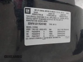 2007 Chevrolet Avalanche LTZ with VIN 3GNFK12317G307482, listed as a IAAI auction lot 42152700 with 191,014 mi miles and . Bid and sale history available at DreamBid. Image 9.