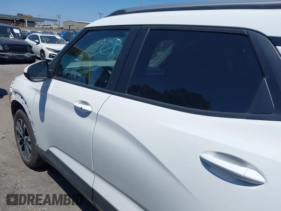 2023 Chevrolet TrailBlazer LT with VIN KL79MRSL5PB190333, listed as a IAAI auction lot 42040673 with 43,209 mi miles and . Bid and sale history available at DreamBid. Image 15.