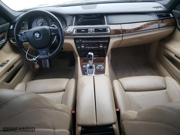 2013 BMW 7 Series 740Li with VIN WBAYE4C52DD136774, listed as a Copart auction lot 44769695 with 199,964 mi miles and Clean Title. Bid and sale history available at carsss.com. Image 8.