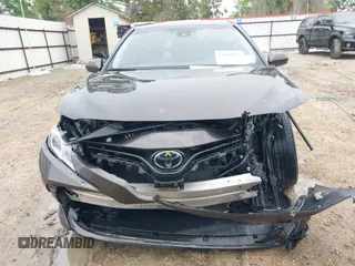2020 Toyota Camry LE with VIN 4T1C11AK1LU320677, listed as a IAAI auction lot 41914421 with 94,291 mi miles. Bid and sale history available at carsss.com. Image 13.