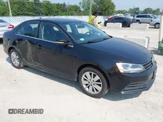 2015 Volkswagen Jetta SE z VIN 3VWD07AJ8FM302396, wystawiony jako IAAI lot #42466054 z przebiegiem 130 356 mil mil oraz . Historia ofert i sprzedaży dostępna na DreamBid. Obrazek 1.