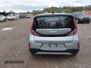 2024 Kia Soul EX with VIN KNDJ33AU8R7905962, listed as a IAAI auction lot 40863625 with 10,224 mi miles. Bid and sale history available at carsss.com. Image 16.