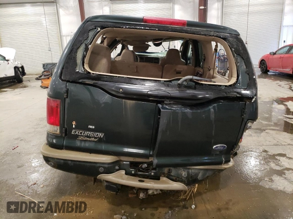2003 Ford Excursion Limited z VIN 1FMNU43S93EA16294, wystawiony jako Copart lot #86100534 z przebiegiem 162 057 mil mil oraz Szkoda całkowita • Salvage title. Historia ofert i sprzedaży dostępna na DreamBid. Obrazek 6.