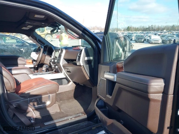 2018 Ford F-150 XL with VIN 1FTEW1EG6JFA09218, listed as a IAAI auction lot 41240903 with 131,702 mi miles. Bid and sale history available at carsss.com. Image 5.