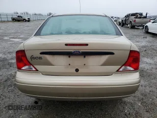 2001 Ford Focus LX with VIN 1FAFP33P51W267171, listed as a Copart auction lot 44200295 with 215,015 mi miles and Salvage Title. Bid and sale history available at carsss.com. Image 6.