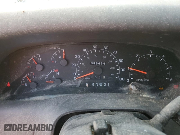 2000 Ford F-250 XL z VIN 1FTNW21S2YEB92875, wystawiony jako Copart lot #86083414 z przebiegiem 96 634 mil mil oraz Czysty tytuł • Clean title. Historia ofert i sprzedaży dostępna na DreamBid. Obrazek 9.