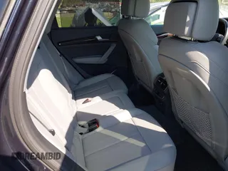 2018 Audi Q5 Premium Plus z VIN WA1BNAFY0J2217142, wystawiony jako IAAI lot #42049376 z przebiegiem 84 100 mil mil oraz . Historia ofert i sprzedaży dostępna na DreamBid. Obrazek 8.