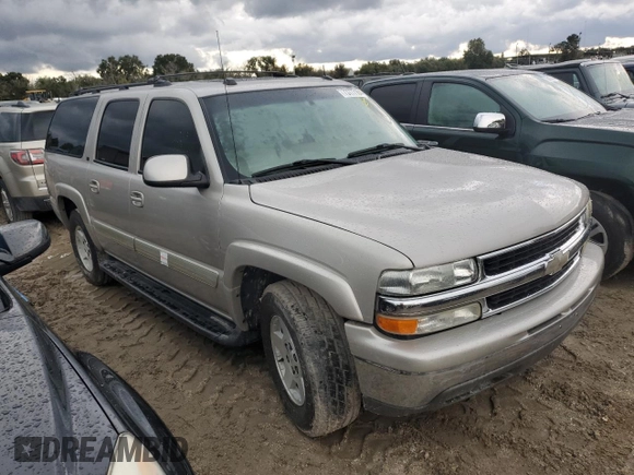 2004 Chevrolet Suburban LT with VIN 1GNEC16Z44J320633, listed as a Copart auction lot 73777104 with 231,471 mi miles and Non Repairable. Bid and sale history available at carsss.com. Image 4.