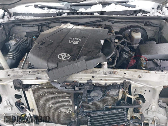 2006 Toyota Tacoma z VIN 5TELU42N86Z193458, wystawiony jako IAAI lot #41539650 z przebiegiem 207 151 mil mil oraz . Historia ofert i sprzedaży dostępna na DreamBid. Obrazek 10.