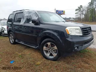 2015 Honda Pilot SE with VIN 5FNYF3H39FB010277, listed as a IAAI auction lot 41557471 with 137,972 mi miles. Bid and sale history available at carsss.com. Image 1.