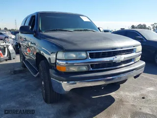 2003 Chevrolet Tahoe LS with VIN 1GNEC13V33R219195, listed as a IAAI auction lot 41342940 with 177,276 mi miles. Bid and sale history available at carsss.com. Image 1.