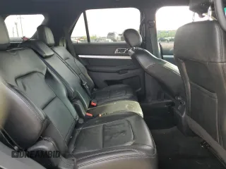 2017 Ford Explorer XLT z VIN 1FM5K8DH1HGA83077, wystawiony jako Copart lot #56548165 z przebiegiem 184 020 mil mil oraz Szkoda całkowita • Salvage title. Historia ofert i sprzedaży dostępna na DreamBid. Obrazek 11.