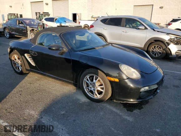 2005 Porsche Boxster z VIN WP0CA29885U711749, wystawiony jako Copart lot #84301684 z przebiegiem 272 856 mil mil oraz Szkoda całkowita • Salvage title. Historia ofert i sprzedaży dostępna na DreamBid. Obrazek 4.