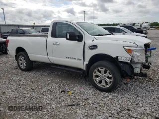 2017 Nissan Titan SV z VIN 1N6AA1RP1HN561729, wystawiony jako Copart lot #56866115 z przebiegiem 27 590 mil mil oraz Szkoda całkowita • Salvage title. Historia ofert i sprzedaży dostępna na DreamBid. Obrazek 4.