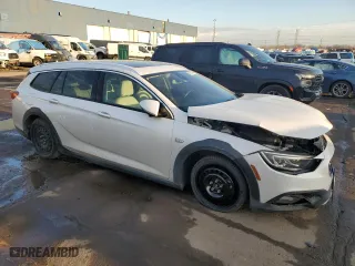 2018 Buick Regal TourX Essence with VIN W04GV8SXXJ1167612, listed as a Copart auction lot 84290234 with 49,378 mi miles and Clean Title. Bid and sale history available at carsss.com. Image 4.