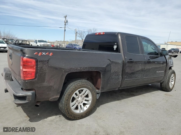 2018 Chevrolet Silverado 1500 LT with VIN 1GCVKREH2JZ272484, listed as a Copart auction lot 50467195 with 92,732 mi miles and Salvage Title. Bid and sale history available at carsss.com. Image 3.