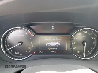2023 Cadillac XT4 FWD Luxury z VIN 1GYAZAR42PF102696, wystawiony jako Copart lot #60524065 z przebiegiem 1 903 mil mil oraz Szkoda całkowita • Salvage title. Historia ofert i sprzedaży dostępna na DreamBid. Obrazek 9.