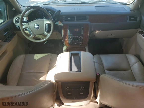2010 Chevrolet Avalanche LTZ with VIN 3GNVKGE08AG106122, listed as a Copart auction lot 79079274 with 153,667 mi miles and Salvage Title. Bid and sale history available at carsss.com. Image 8.