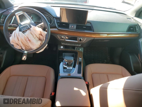 2024 Audi Q5 Premium with VIN WA1ABAFY7R2067157, listed as a Copart auction lot 83634674 with 4,340 mi miles and Salvage Title. Bid and sale history available at carsss.com. Image 8.