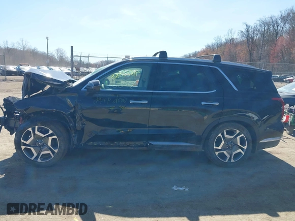 2024 Hyundai Palisade Limited z VIN KM8R54GE6RU695555, wystawiony jako IAAI lot #41828988 z przebiegiem Nie podano mil oraz . Historia ofert i sprzedaży dostępna na DreamBid. Obrazek 14.