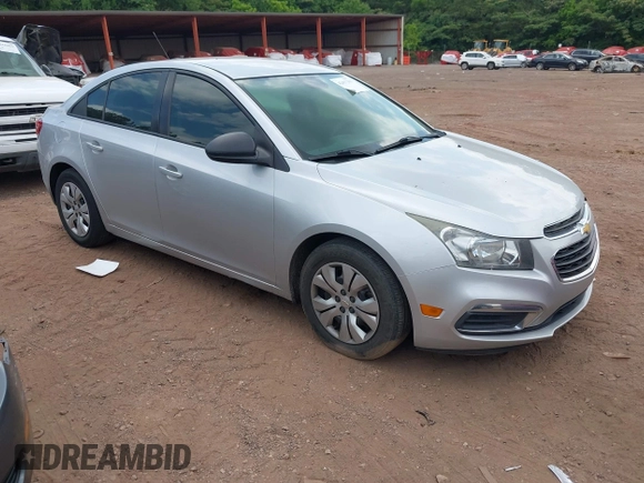 2015 Chevrolet Cruze LS z VIN 1G1PA5SH5F7122535, wystawiony jako IAAI lot #42437391 z przebiegiem 167 747 mil mil oraz . Historia ofert i sprzedaży dostępna na DreamBid. Obrazek 1.