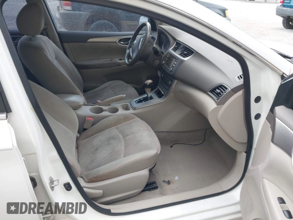 2014 Nissan Sentra S with VIN 3N1AB7AP0EY262989, listed as a IAAI auction lot 41528906 with 133,275 mi miles and . Bid and sale history available at DreamBid. Image 5.