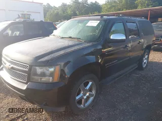2008 Chevrolet Suburban 3LT with VIN 1GNFC16J08J199636, listed as a IAAI auction lot 42647109 with 201,233 mi miles and . Bid and sale history available at DreamBid. Image 2.