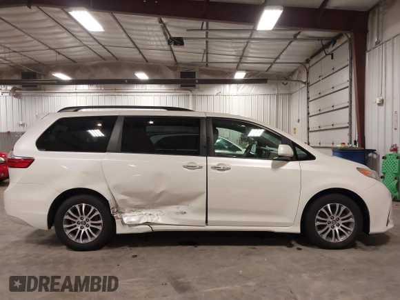 2018 Toyota Sienna XLE Auto Access Seat с VIN 5TDYZ3DC7JS909902, выставлен на аукционе IAAI как лот 42044363 с пробегом 59 283 миль миль и . История ставок и продаж доступна на DreamBid. Изображение 14.