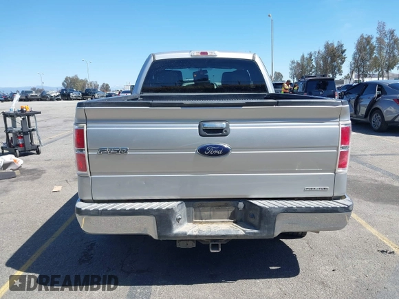 2014 Ford F-150 XL with VIN 1FTEX1CM2EFB01776, listed as a IAAI auction lot 41806274 with 157,704 mi miles. Bid and sale history available at carsss.com. Image 17.