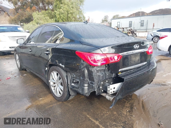 2014 Infiniti Q50 with VIN JN1BV7AP8EM675841, listed as a IAAI auction lot 41582924 with 139,637 mi miles. Bid and sale history available at carsss.com. Image 3.