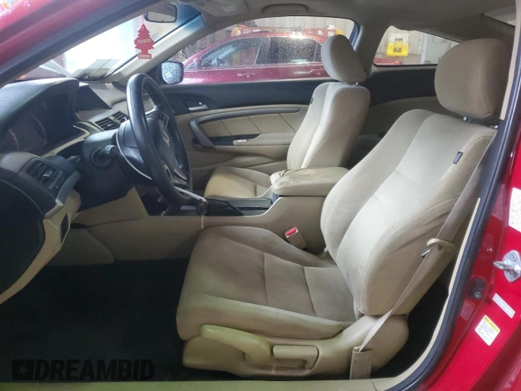 2012 Honda Accord EX z VIN 1HGCS1B72CA005370, wystawiony jako Copart lot #58872775 z przebiegiem 178 866 mil mil oraz Czysty tytuł • Clean title. Historia ofert i sprzedaży dostępna na DreamBid. Obrazek 7.