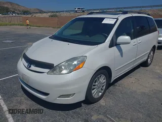 2008 Toyota Sienna XLE with VIN 5TDZK22C38S202022, listed as a IAAI auction lot 42156913 with 254,552 mi miles and . Bid and sale history available at DreamBid. Image 2.