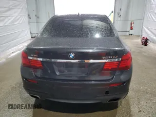 2015 BMW 7 Series 750Li xDrive z VIN WBAYF8C57FD653916, wystawiony jako Copart lot #52864275 z przebiegiem 138 811 mil mil oraz Szkoda całkowita • Salvage title. Historia ofert i sprzedaży dostępna na DreamBid. Obrazek 6.