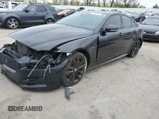 2017 Jaguar XE 35t R-Sport z VIN SAJAL4BV3HA973635, wystawiony jako Copart lot #52683915 z przebiegiem 138 331 mil mil oraz Szkoda całkowita • Salvage title. Historia ofert i sprzedaży dostępna na DreamBid. Obrazek 1.