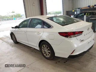 2019 Hyundai Sonata SE with VIN 5NPE24AF8KH790003, listed as a IAAI auction lot 41353854 with 84,442 mi miles and . Bid and sale history available at carsss.com. Image 3.