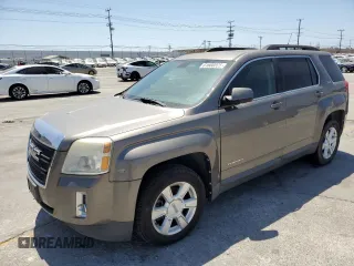 2011 GMC Terrain SLE-2 z VIN 2CTALSEC4B6372028, wystawiony jako Copart lot #61608665 z przebiegiem 99 731 mil mil oraz Czysty tytuł • Clean title. Historia ofert i sprzedaży dostępna na DreamBid. Obrazek 1.