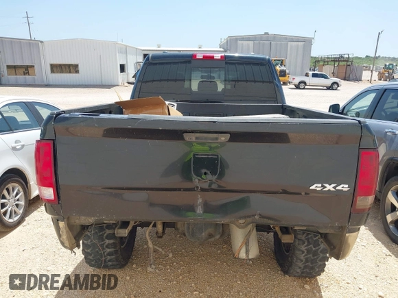 2011 Dodge Ram 2500 SLT with VIN 3D7UT2HLXBG567940, listed as a IAAI auction lot 42113785 with 341,355 mi miles. Bid and sale history available at carsss.com. Image 15.
