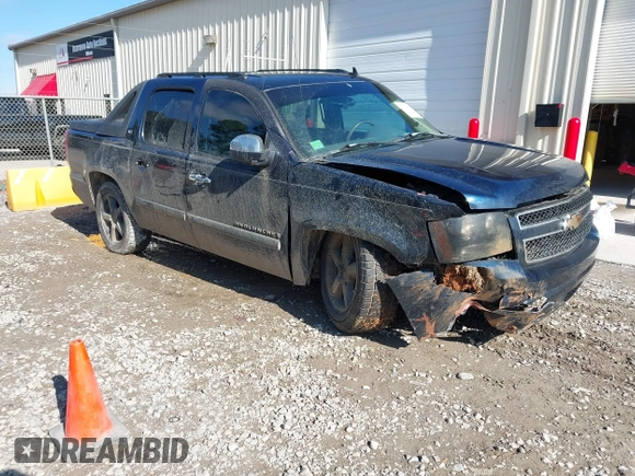 2007 Chevrolet Avalanche 1LT with VIN 3GNEC12017G267516, listed as a IAAI auction lot 41308501 with 227,060 mi miles and . Bid and sale history available at DreamBid. Image 1.