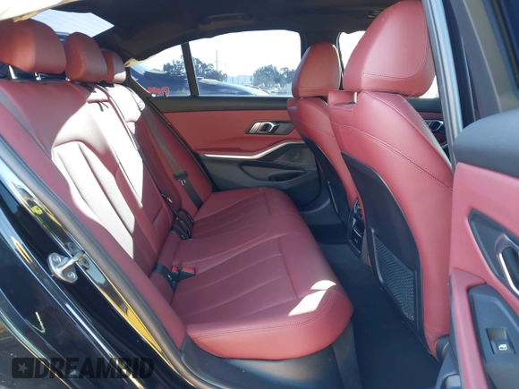 2022 BMW 3 Series 330i z VIN 3MW5R1J07N8C43380, wystawiony jako IAAI lot #41746284 z przebiegiem 60 194 mil mil oraz . Historia ofert i sprzedaży dostępna na DreamBid. Obrazek 8.